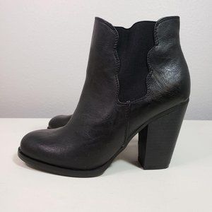 Betsey Johnson 'Nattalie' Ankle Black chelsea 8.5